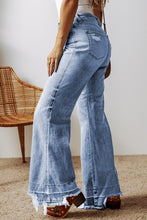 Load image into Gallery viewer, Edgy Raw Hem Bootcut Jeans with Functional Pockets
